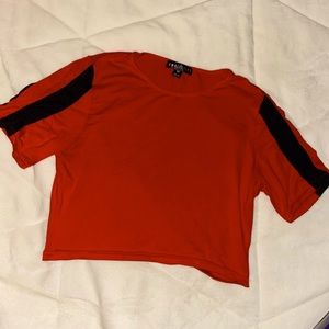 supersoft cropped red tee